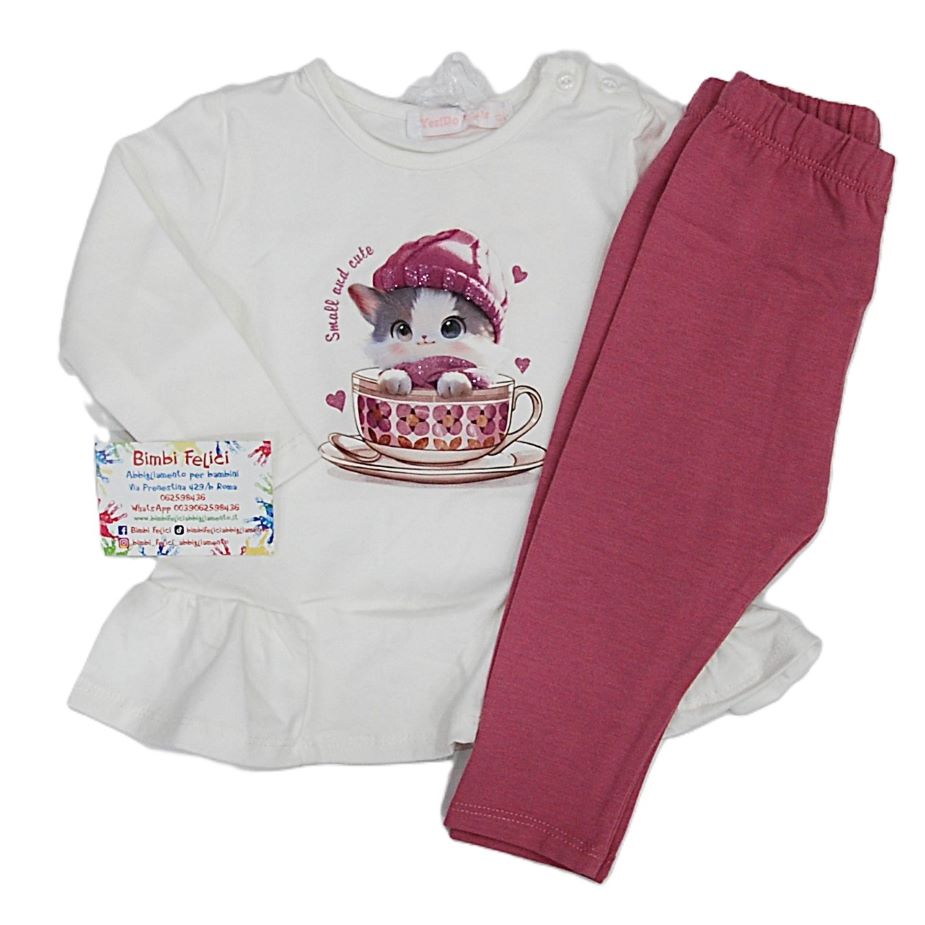 Completo baby da femmina comosto da miniabito bianco con gattino in una tazza e scritta "Small and cute" e leggings color petunia