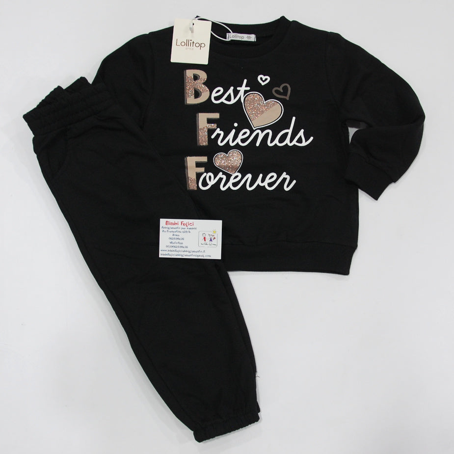 Completo da bambina composto da felpa nera con scritta "Best friends forever" e pantaloni in felpa neri.