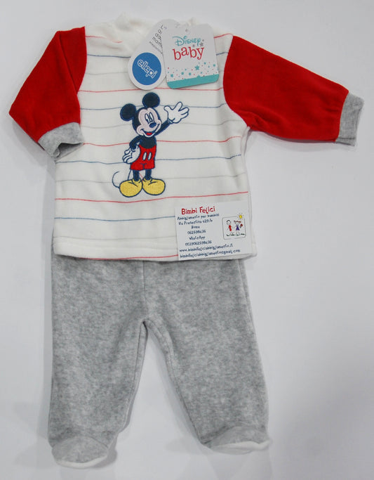Completo clinica da neonato in ciniglia con Mickey Mouse su fondo panna a righe rosse e blu, maniche rosse e ghettina grigia.